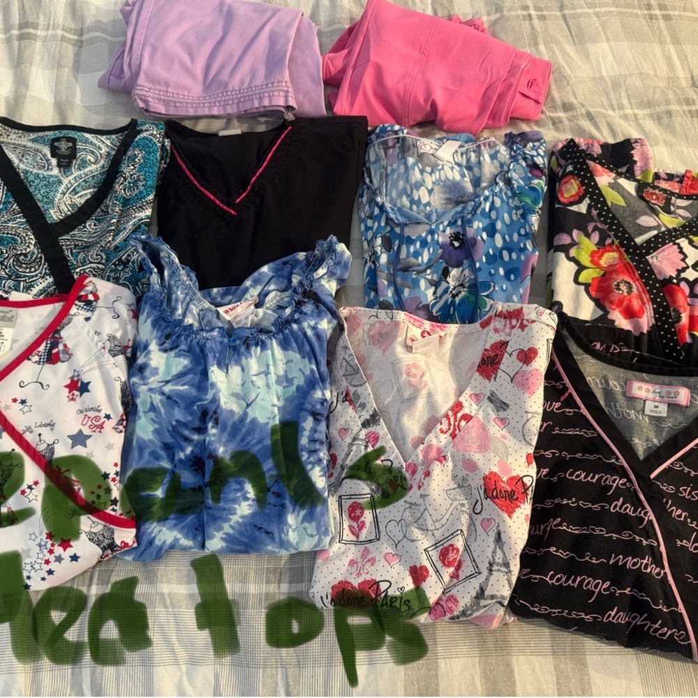 Women's Multicolor Scrubs Lot